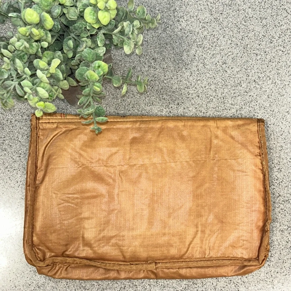 RARE VINTAGE 80s rip stop nylon Elegant tan/Gold Clutch Bag